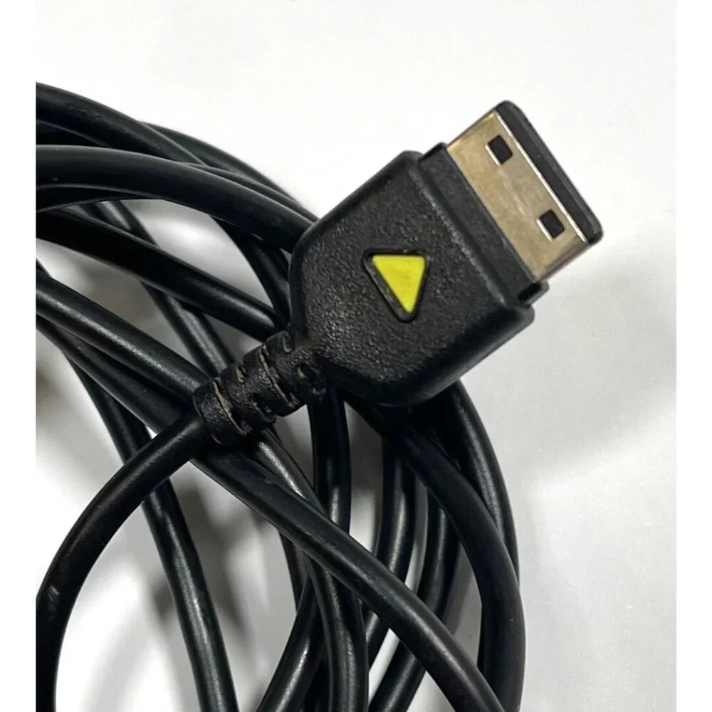 Genuine OEM SAMSUNG Power Supply Cord AC TRAVEL ADAPTER Model ATADS10JBE EUC